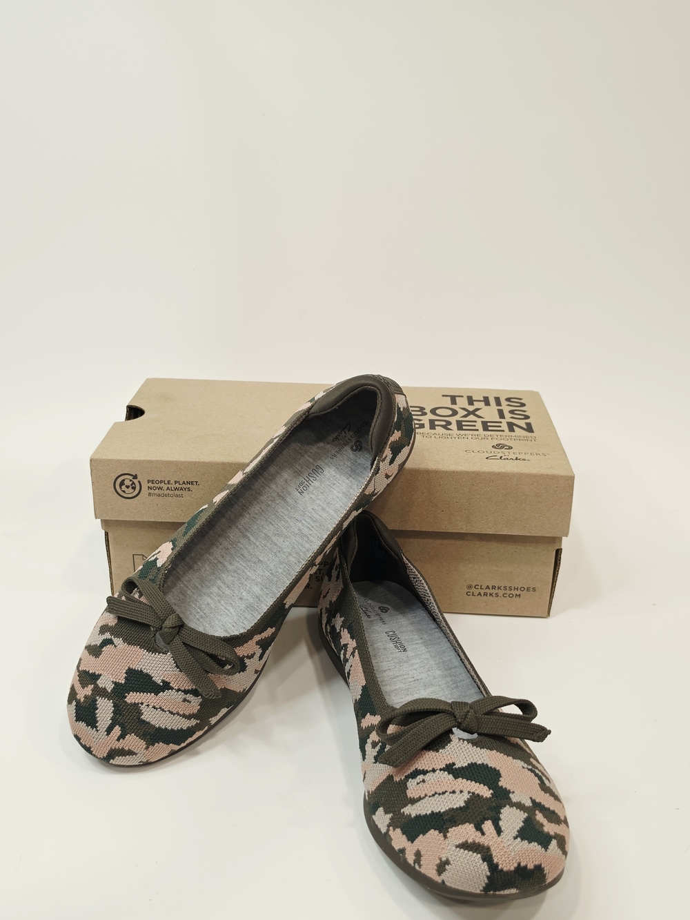 Clarks Cloudsteppers Washable Knit Bow Flats - Carly Hope Olive green Wide Size